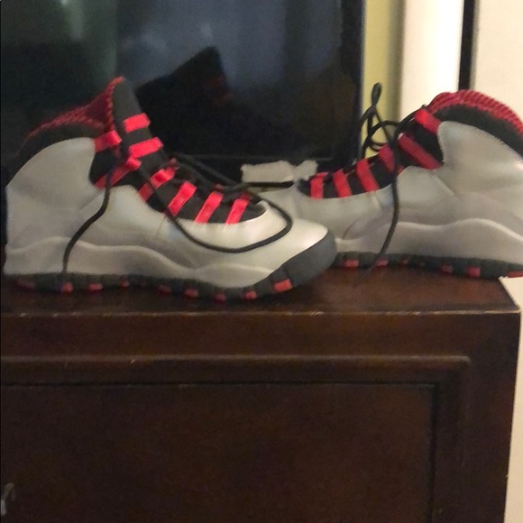 Jordan Retro’s - Picture 3 of 3